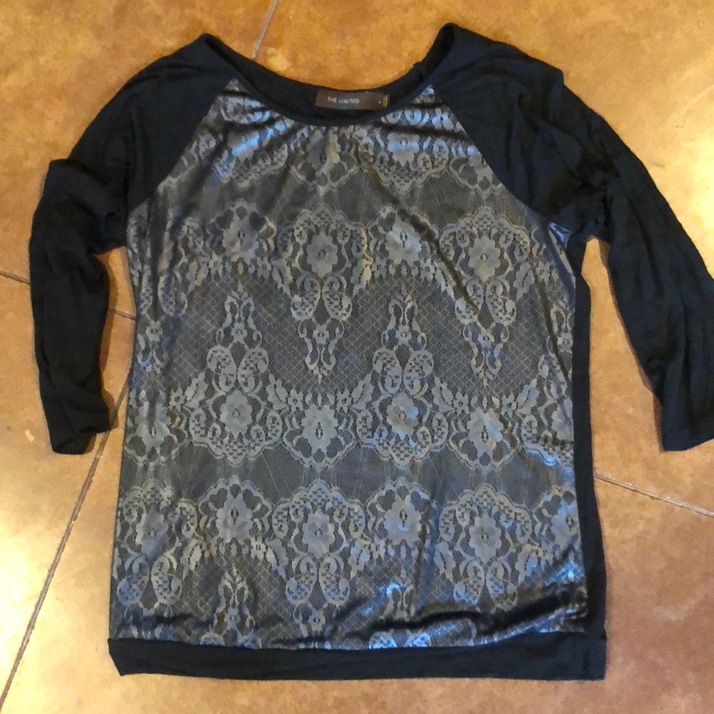 Limited blouse medium